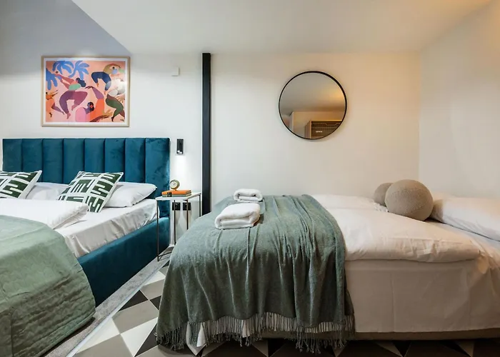 Art-inspired 4bed 2bath Gem By Fashion Street &dohany Apartmán