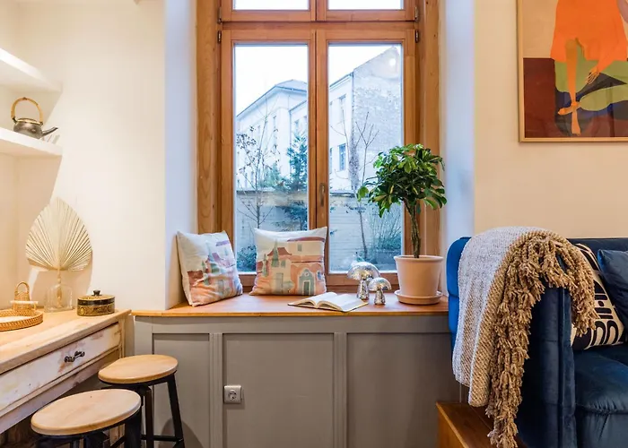 Art-inspired 4bed 2bath Gem By Fashion Street &dohany Daire Budapeşte