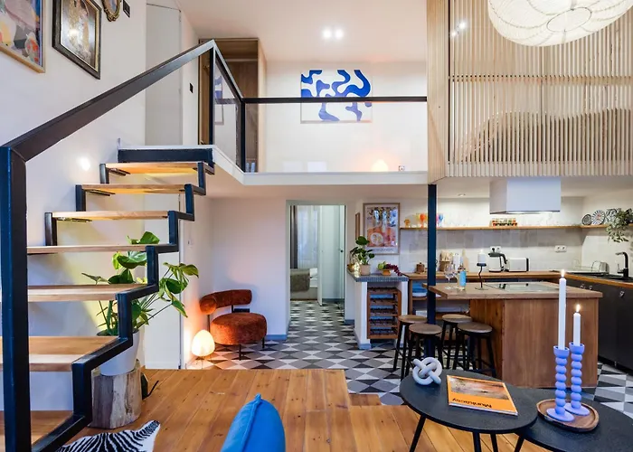 Art-inspired 4bed 2bath Gem By Fashion Street &dohany *